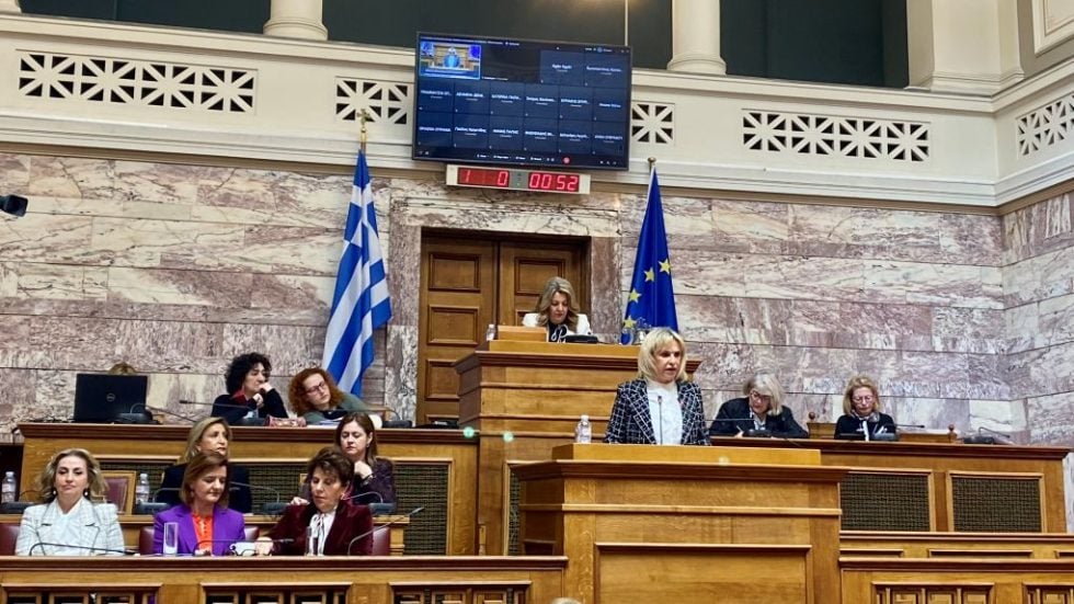ΙΟΥΛΙΑ ΤΣΕΤΗ